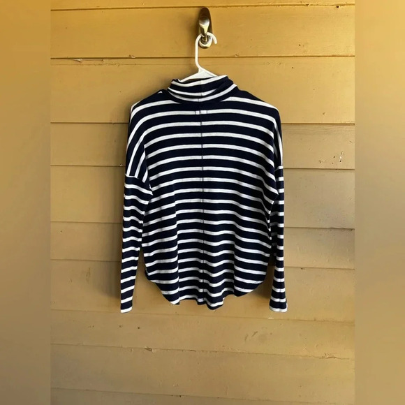 Aerie Long Sleeve Top - Cowlneck Comfy Oversized Stripes - Size XS - Picture 5 of 5